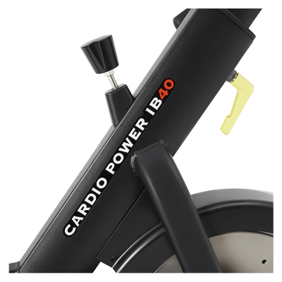 Вертикальный велотренажер CardioPower IB40